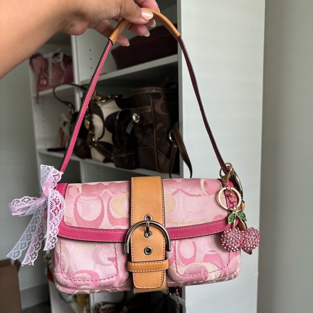 Vintage Coach Soho Flap Optic Pink Jacquard 🩷🍒